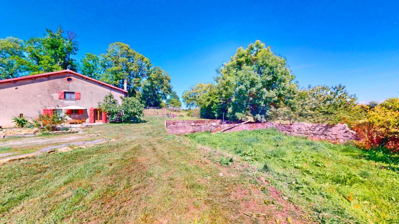 Calme Et Chaleureux Gite De Campagne. Voiteur Bagian luar foto